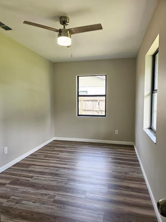 Recently Rented: $1,950 (3 beds, 2 baths, 1152 Square Feet)