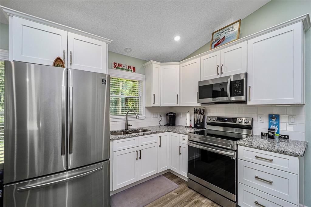 Recently Sold: $449,000 (2 beds, 1 baths, 800 Square Feet)