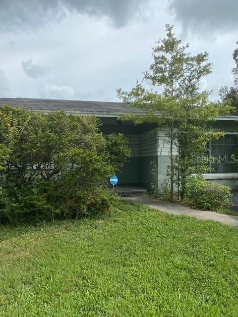Recently Sold: $350,000 (3 beds, 2 baths, 1703 Square Feet)