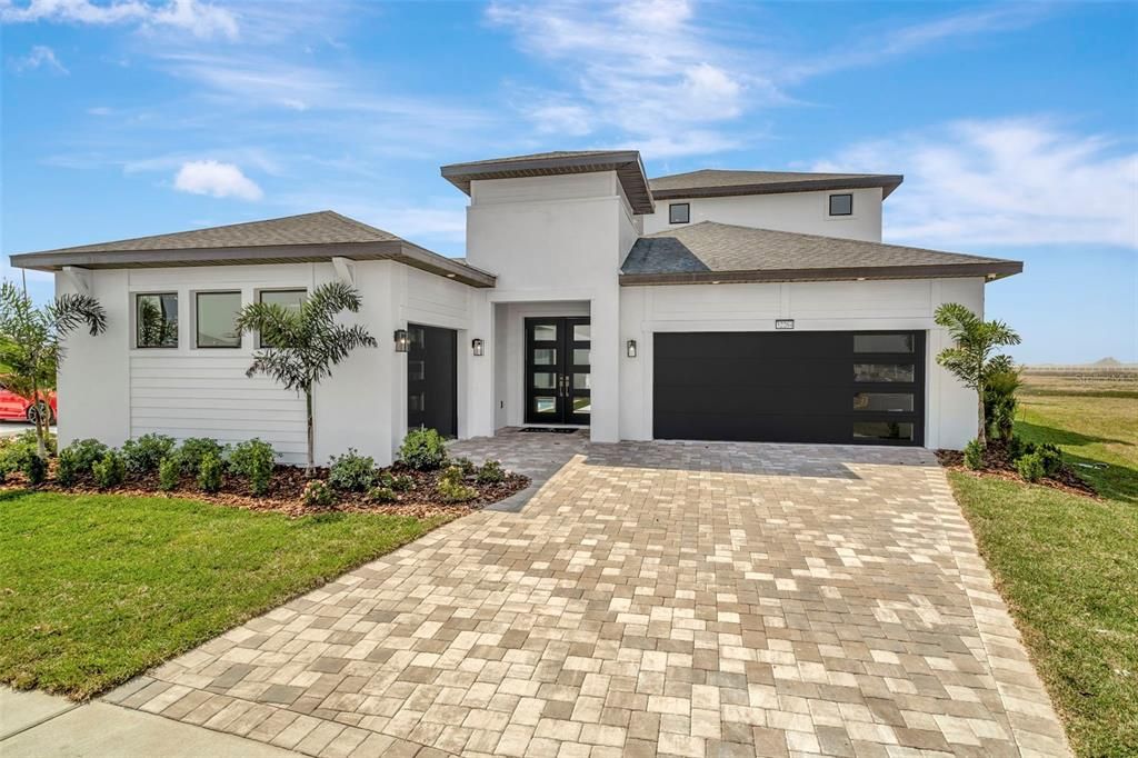 Recently Sold: $1,400,000 (6 beds, 4 baths, 3432 Square Feet)