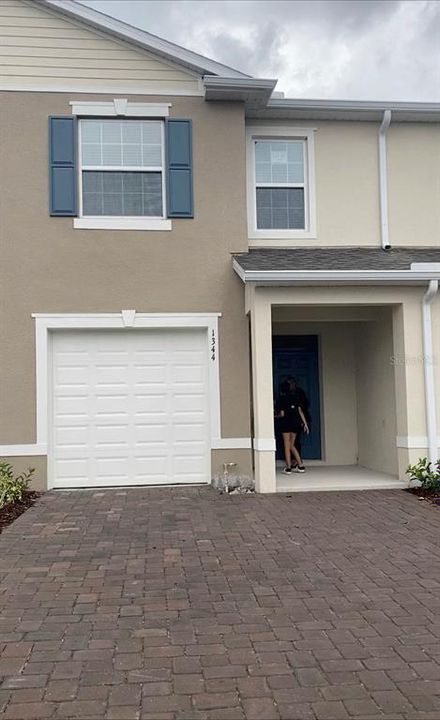 Recently Sold: $316,990 (3 beds, 2 baths, 1673 Square Feet)