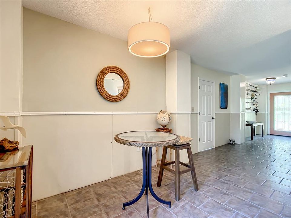 Recently Sold: $368,000 (2 beds, 2 baths, 1688 Square Feet)