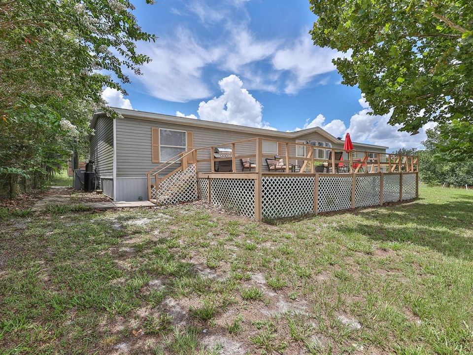 Recently Sold: $435,000 (3 beds, 2 baths, 2128 Square Feet)