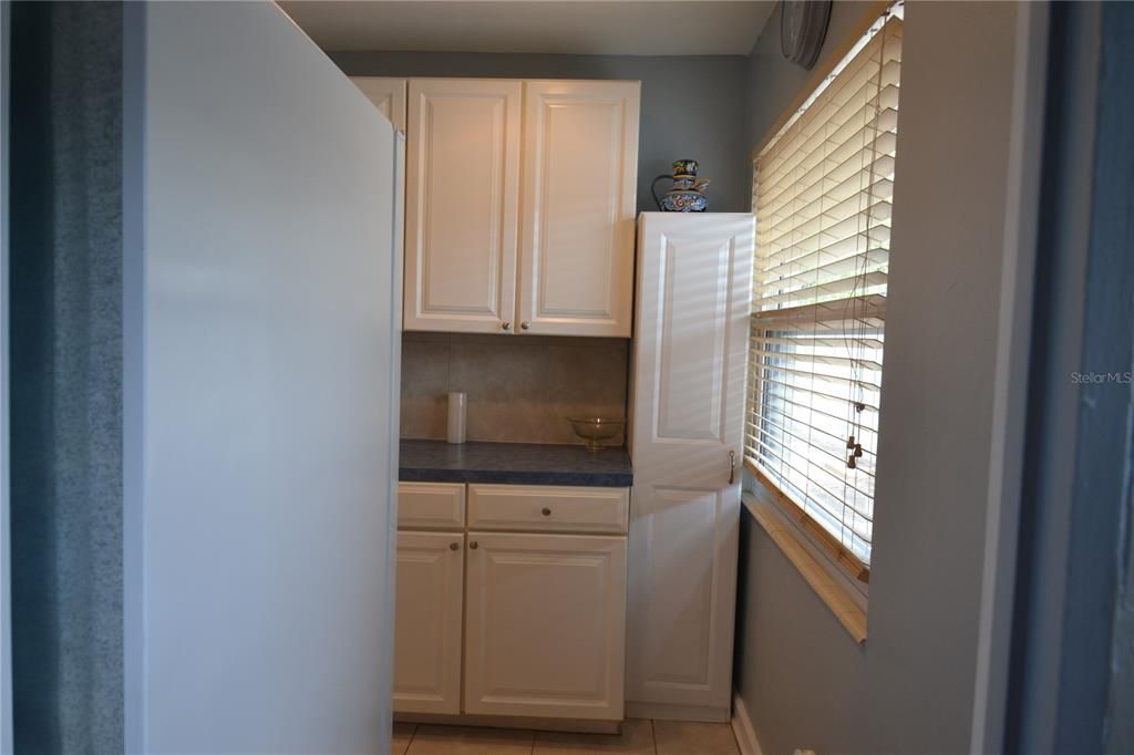 Lots of cupboards in Kitchen