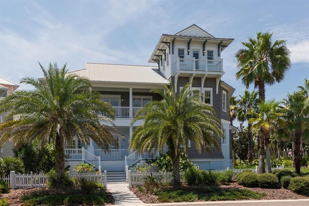 Recently Sold: $1,999,000 (4 beds, 3 baths, 4060 Square Feet)