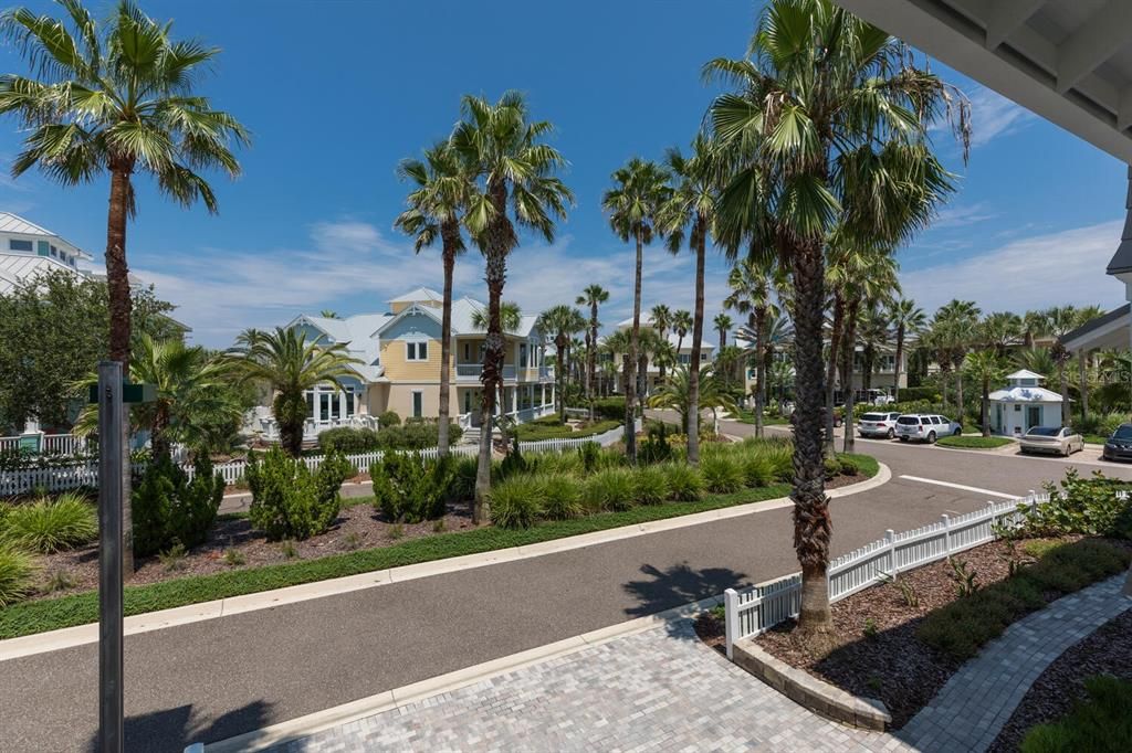 Recently Sold: $1,999,000 (4 beds, 3 baths, 4060 Square Feet)