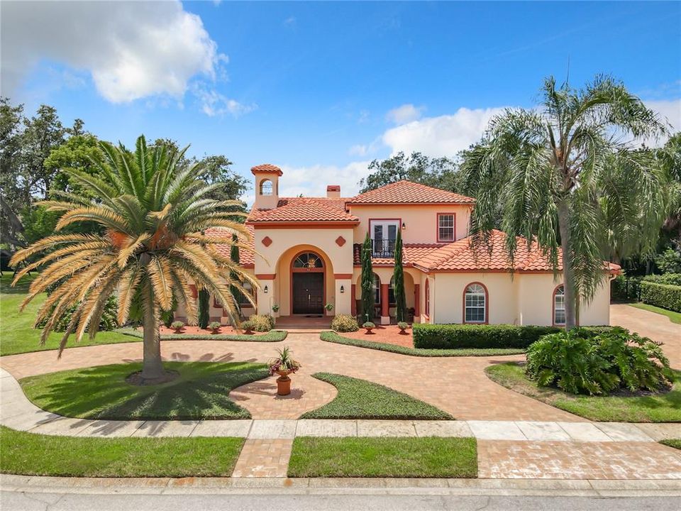 Recently Sold: $1,195,000 (4 beds, 3 baths, 4042 Square Feet)