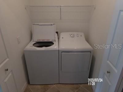 Recently Rented: $1,900 (2 beds, 2 baths, 1198 Square Feet)