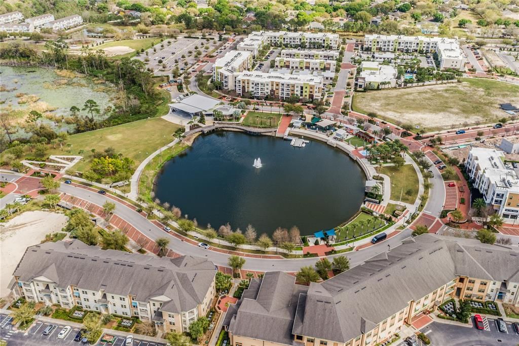 The excellent location allows you to take a casual stroll to Oviedo on the Park for your morning coffee, have lunch with friends, take a swan boat around the lake or bring the family to play at the playground and cool off in the splash pad!