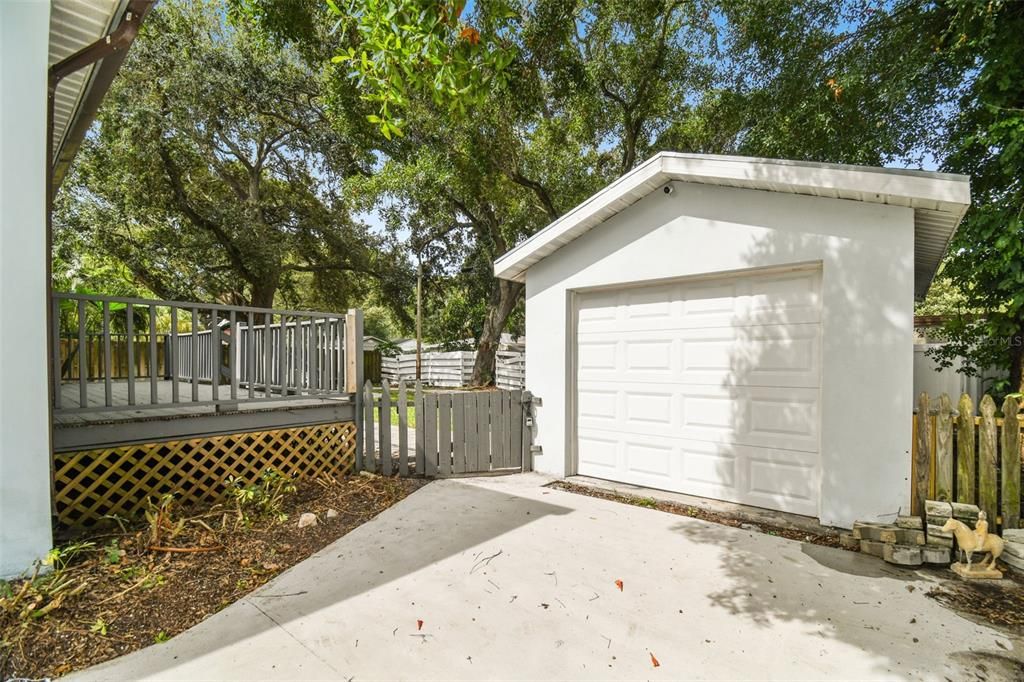 Recently Sold: $554,900 (3 beds, 2 baths, 1162 Square Feet)