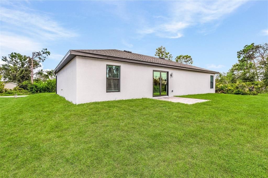 Recently Sold: $351,900 (3 beds, 2 baths, 1463 Square Feet)