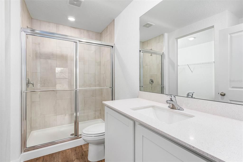最近售出: $351,900 (3 贝兹, 2 浴室, 1463 平方英尺)