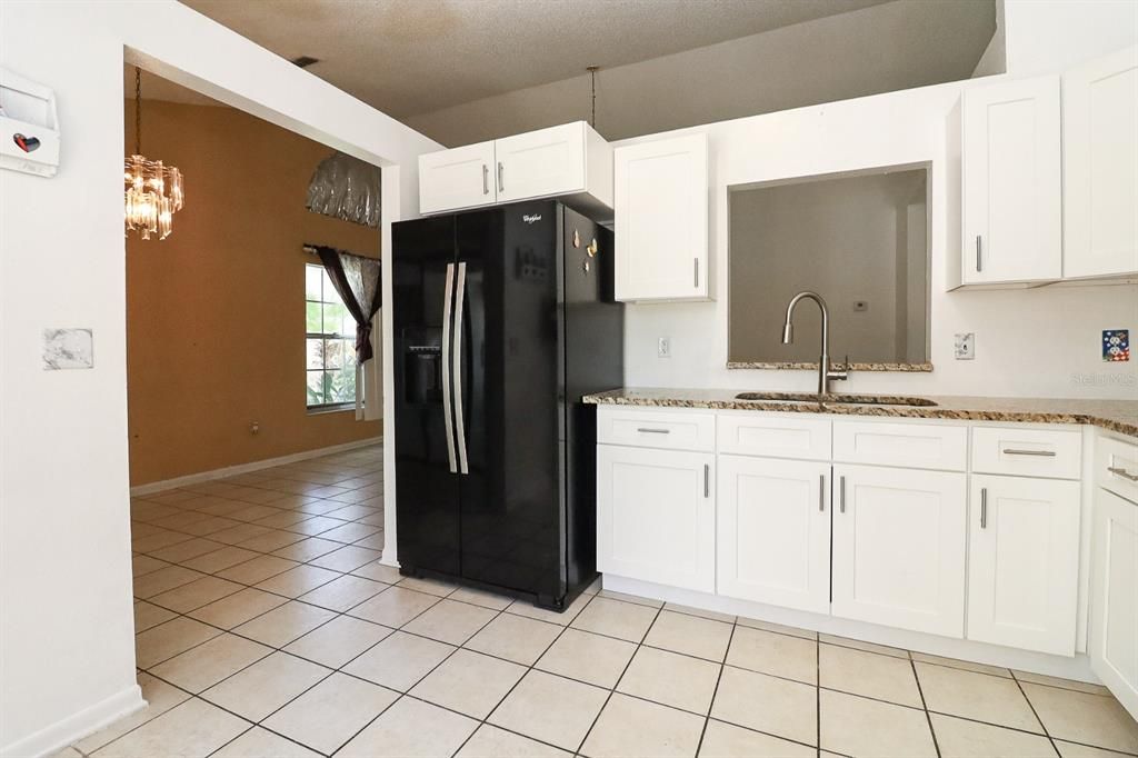 Recently Sold: $328,900 (3 beds, 2 baths, 1524 Square Feet)