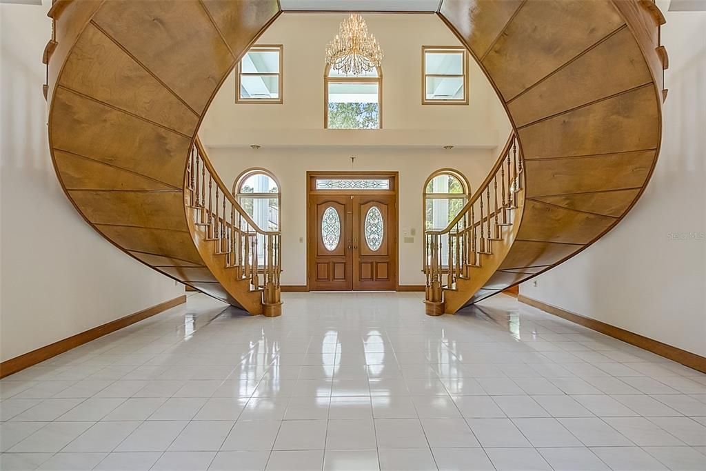 Recently Sold: $1,150,000 (5 beds, 5 baths, 5318 Square Feet)