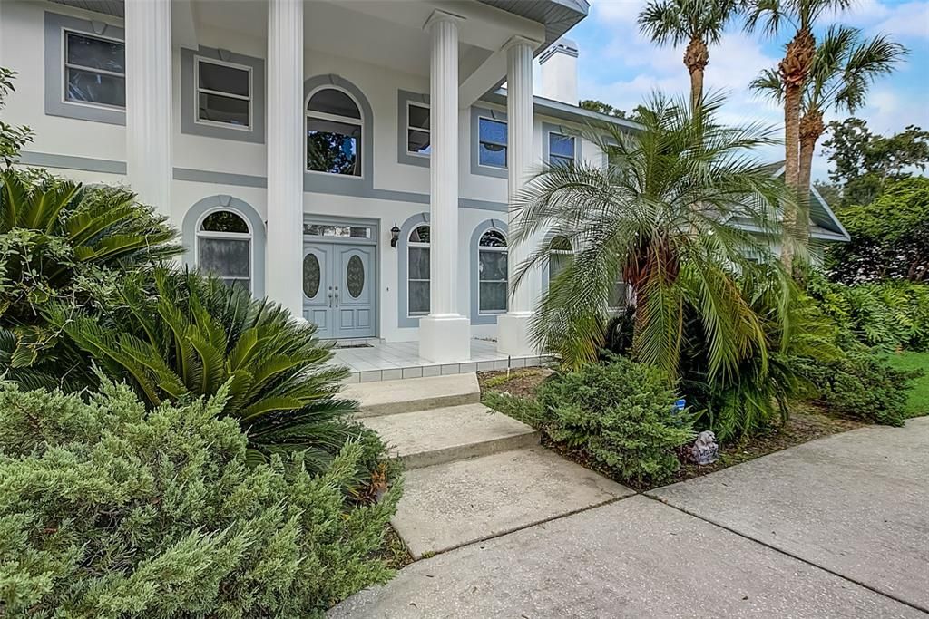 Recently Sold: $1,150,000 (5 beds, 5 baths, 5318 Square Feet)