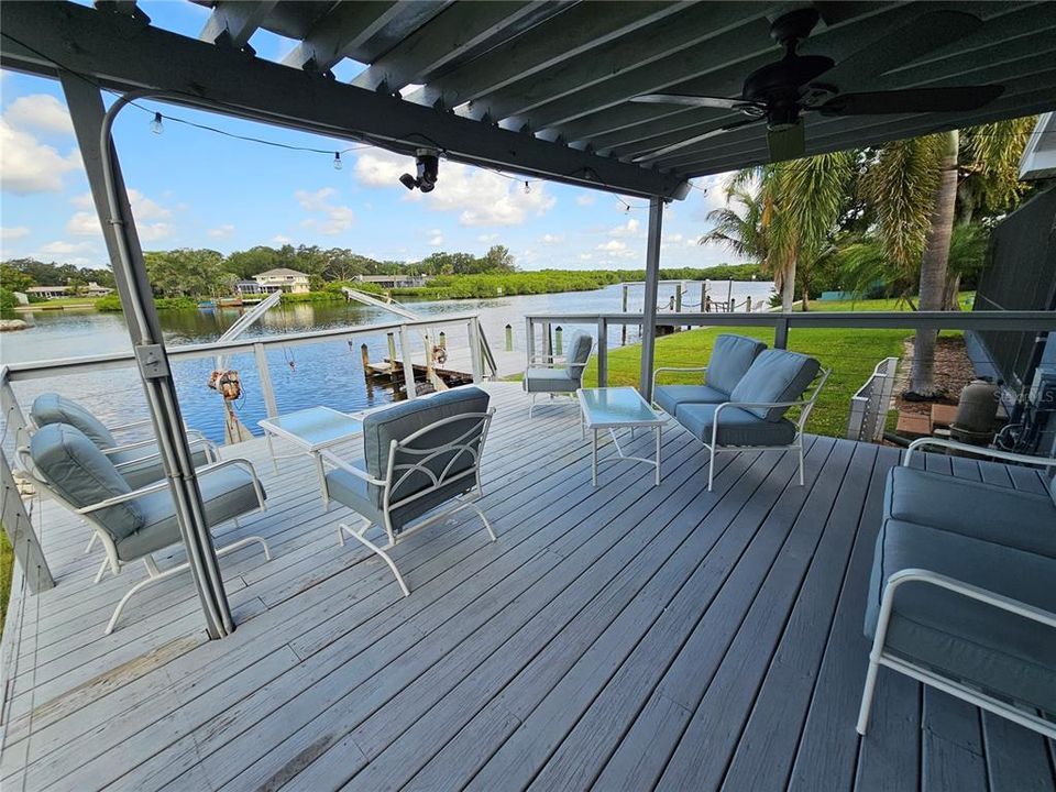 fully furnished deck area with great view