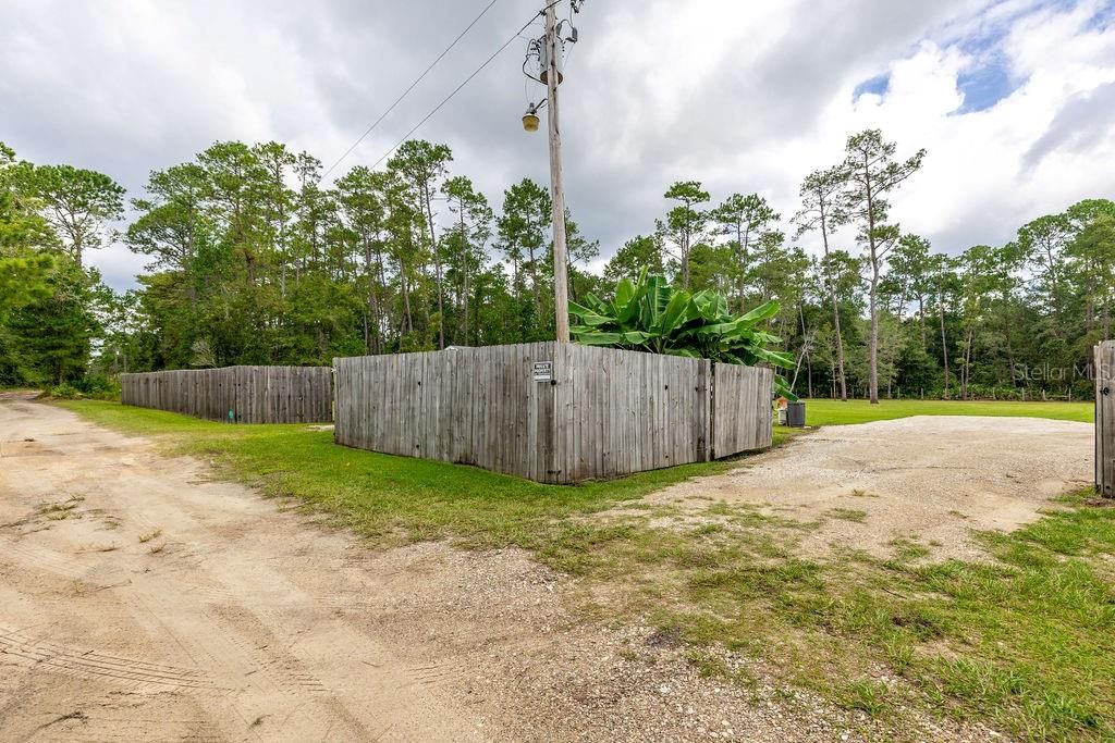 Vendido Recientemente: $385,000 (3 camas, 2 baños, 1824 Pies cuadrados)