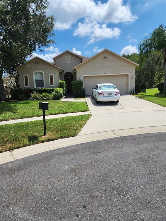 Recently Sold: $465,000 (3 beds, 2 baths, 1909 Square Feet)