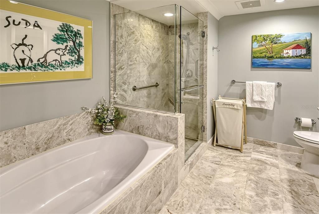 Recently Sold: $1,065,000 (2 beds, 2 baths, 1364 Square Feet)