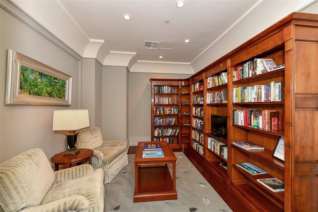 Recently Sold: $1,065,000 (2 beds, 2 baths, 1364 Square Feet)