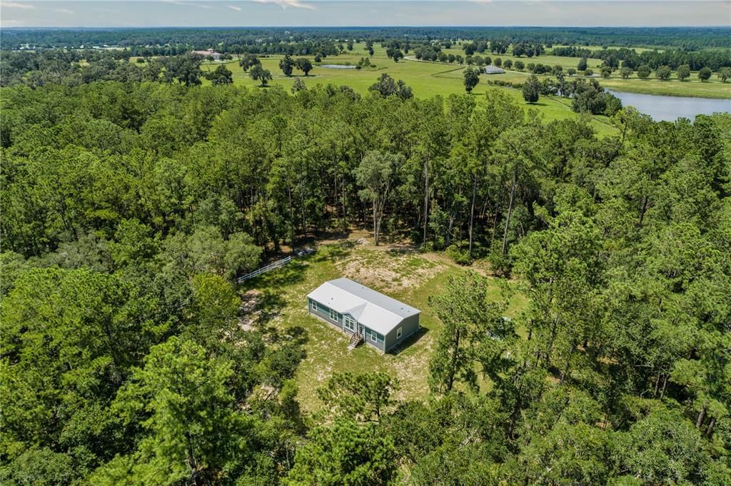 Vendido Recientemente: $369,900 (3 camas, 2 baños, 1836 Pies cuadrados)