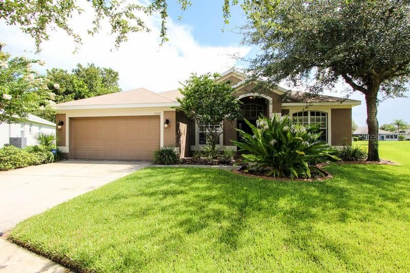 Recently Rented: $2,900 (4 beds, 2 baths, 2143 Square Feet)