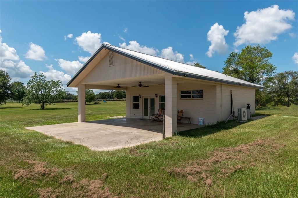 Car port on home.