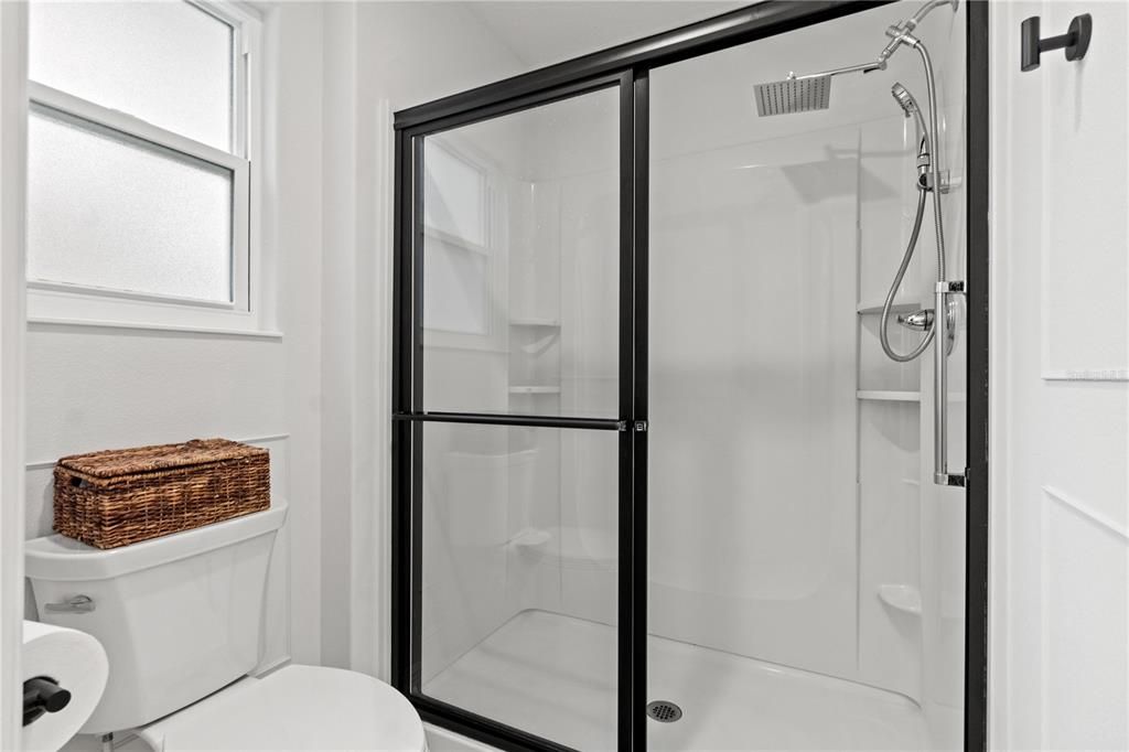 最近售出: $445,000 (3 贝兹, 2 浴室, 1631 平方英尺)