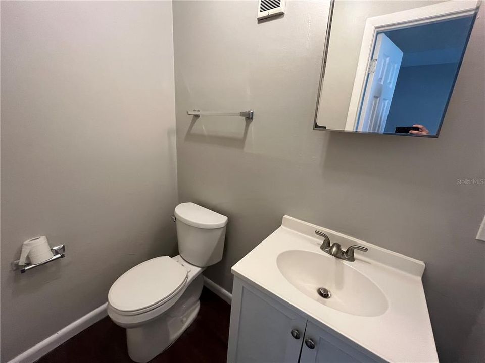 Recently Rented: $1,125 (0 beds, 1 baths, 198 Square Feet)