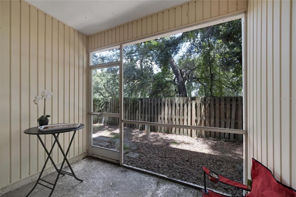 T3464565 - screened porch