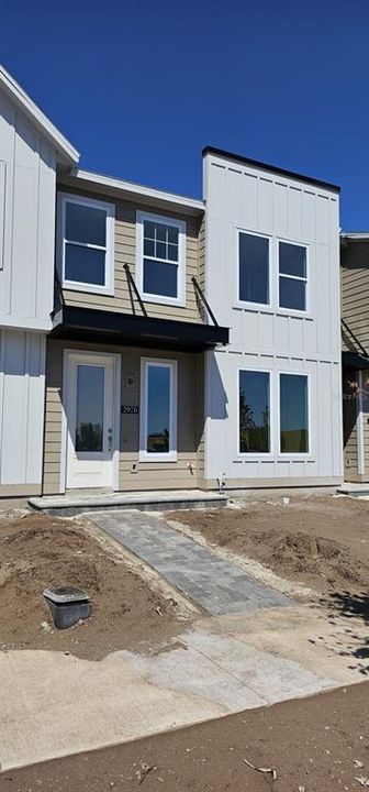 Recently Sold: $446,090 (3 beds, 2 baths, 1743 Square Feet)