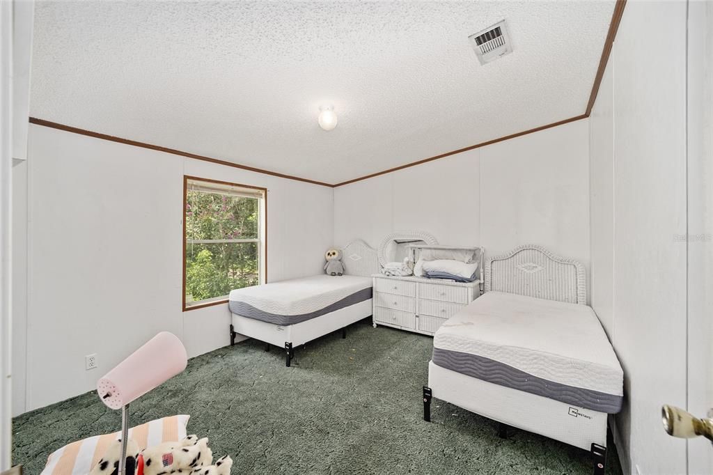Vendido Recientemente: $450,000 (3 camas, 2 baños, 1416 Pies cuadrados)