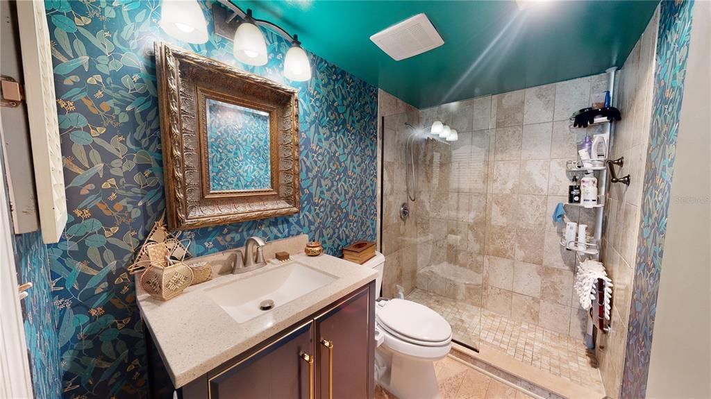 最近售出: $375,000 (2 贝兹, 2 浴室, 1221 平方英尺)