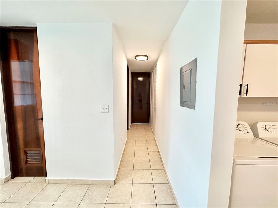 Vendido Recientemente: $242,500 (2 camas, 2 baños, 1135 Pies cuadrados)