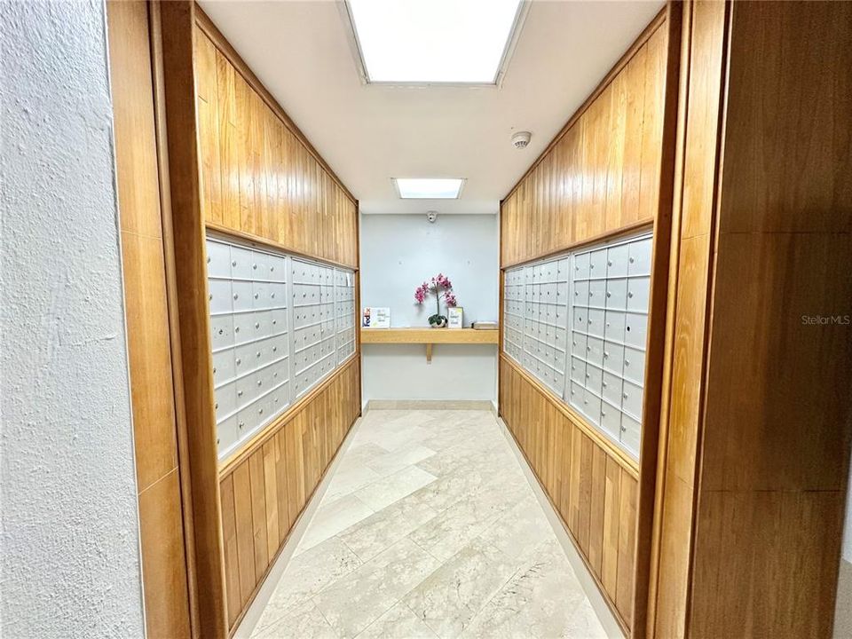 Vendido Recientemente: $242,500 (2 camas, 2 baños, 1135 Pies cuadrados)