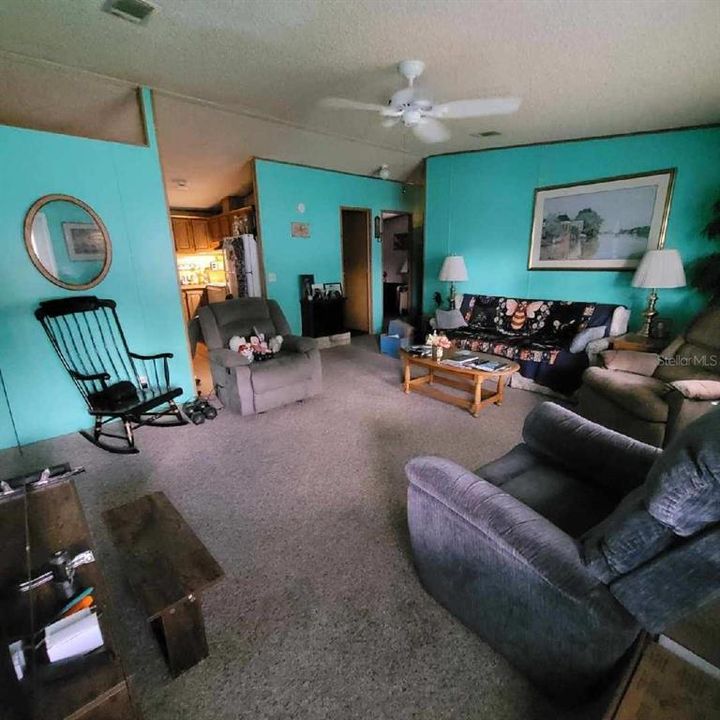 For Sale: $247,500 (3 beds, 2 baths, 1080 Square Feet)