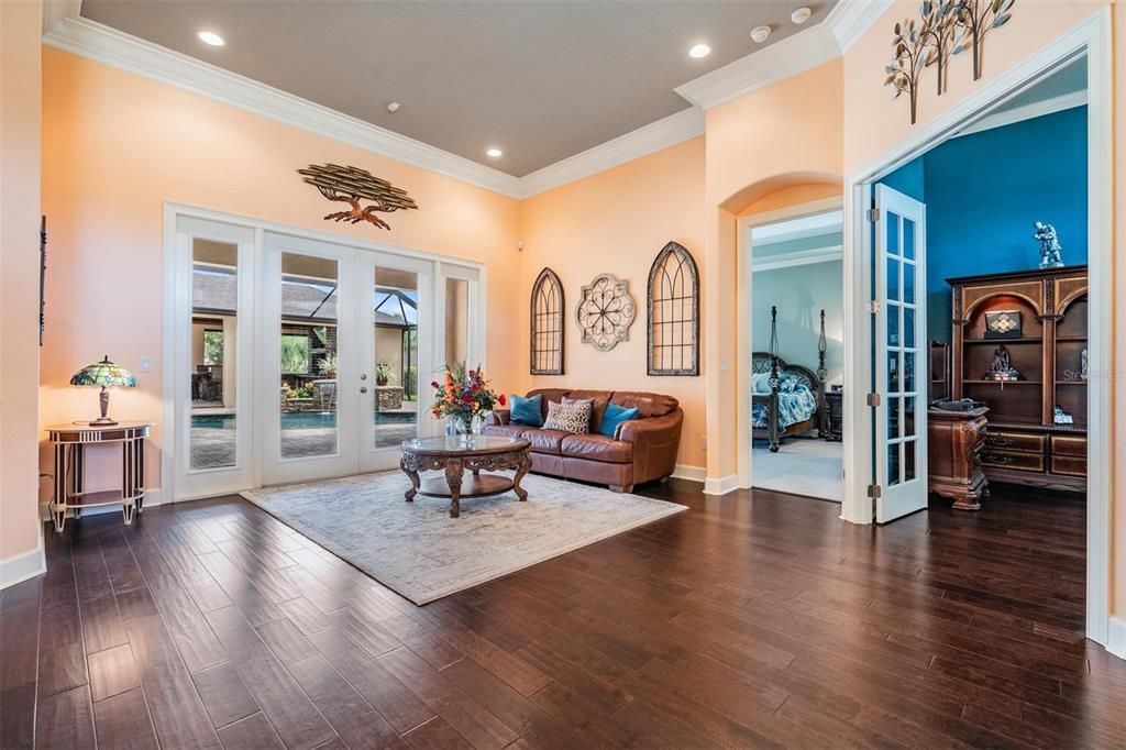 Recently Sold: $1,300,000 (5 beds, 4 baths, 3154 Square Feet)