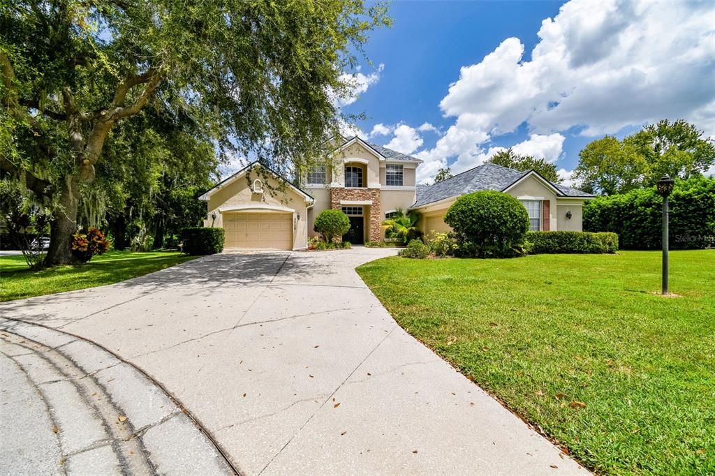 Recently Sold: $719,900 (4 beds, 3 baths, 2940 Square Feet)