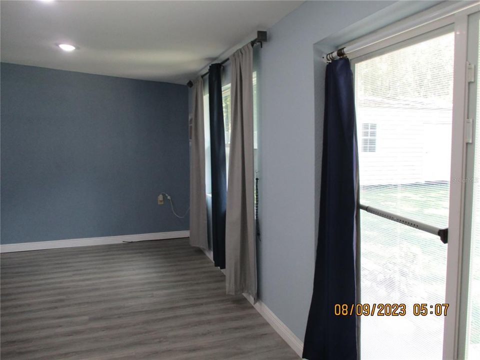 For Sale: $225,000 (2 beds, 2 baths, 1480 Square Feet)