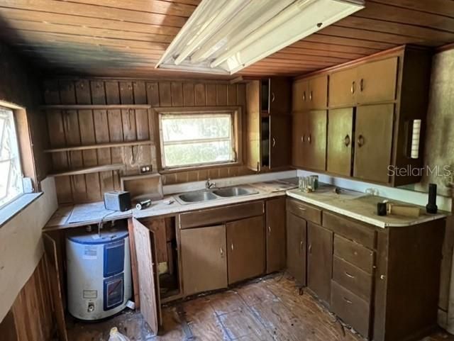 Recently Sold: $70,000 (2 beds, 1 baths, 617 Square Feet)