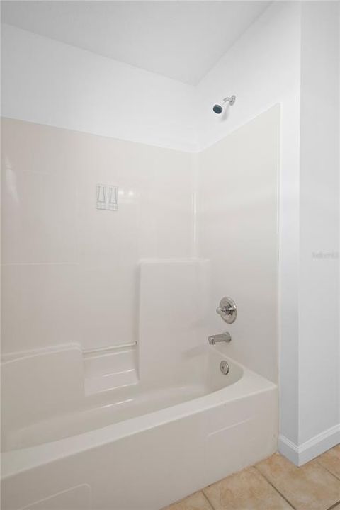 最近售出: $295,000 (3 贝兹, 2 浴室, 1422 平方英尺)