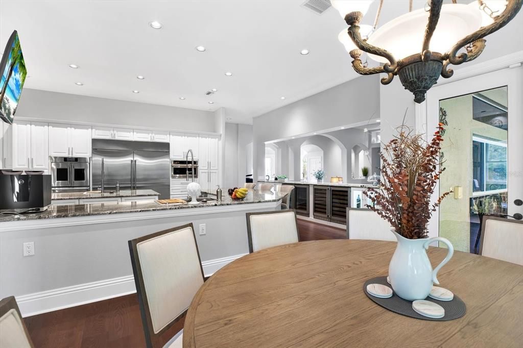 En Venta: $2,450,000 (4 camas, 4 baños, 6162 Pies cuadrados)