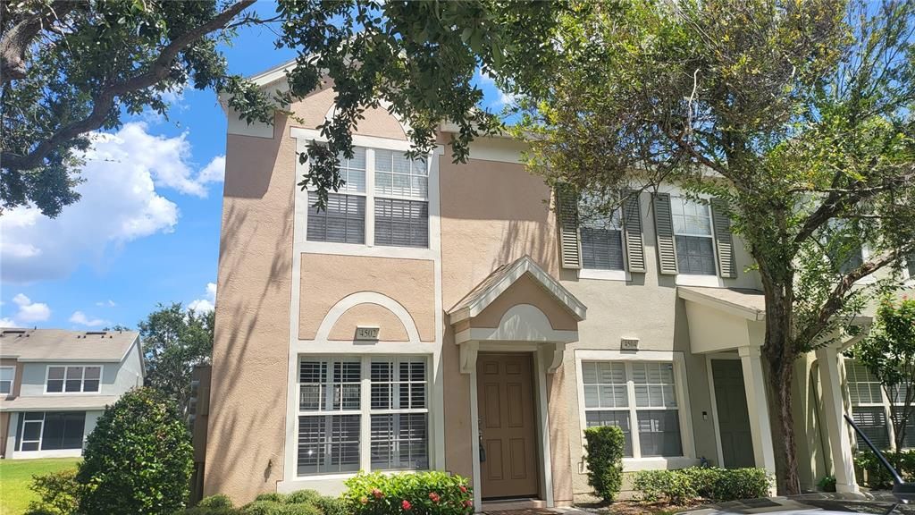 Recently Sold: $245,000 (2 beds, 2 baths, 1184 Square Feet)