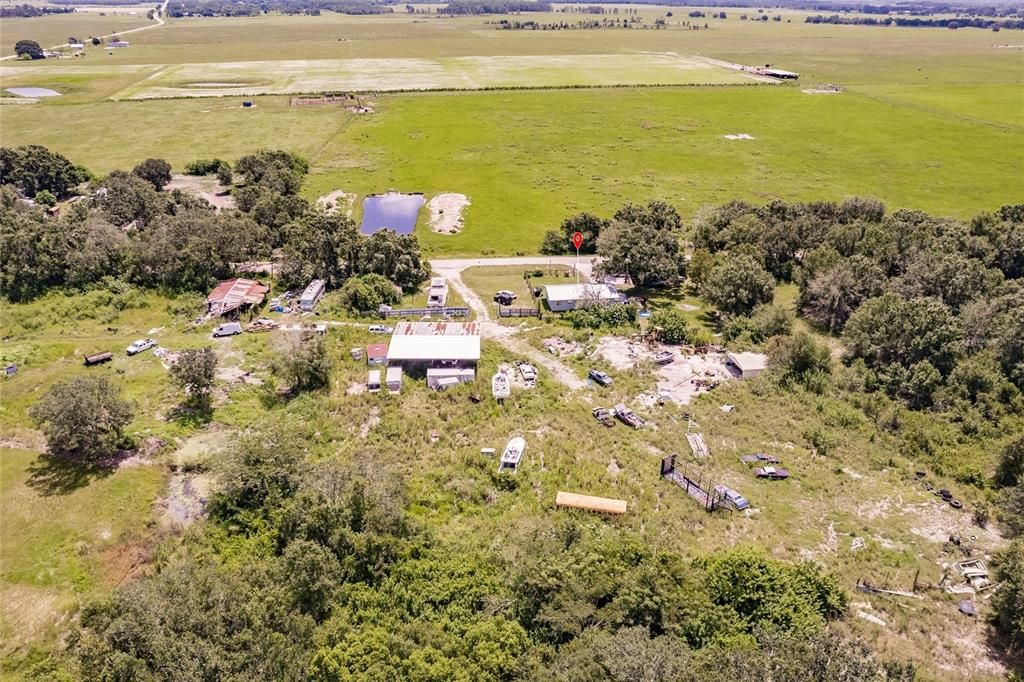 На продажу: $549,000 (6.21 acres)