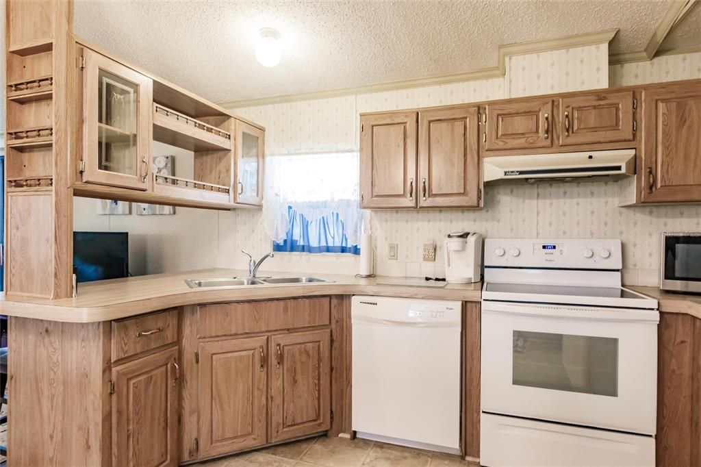 Recently Sold: $156,500 (2 beds, 2 baths, 1034 Square Feet)