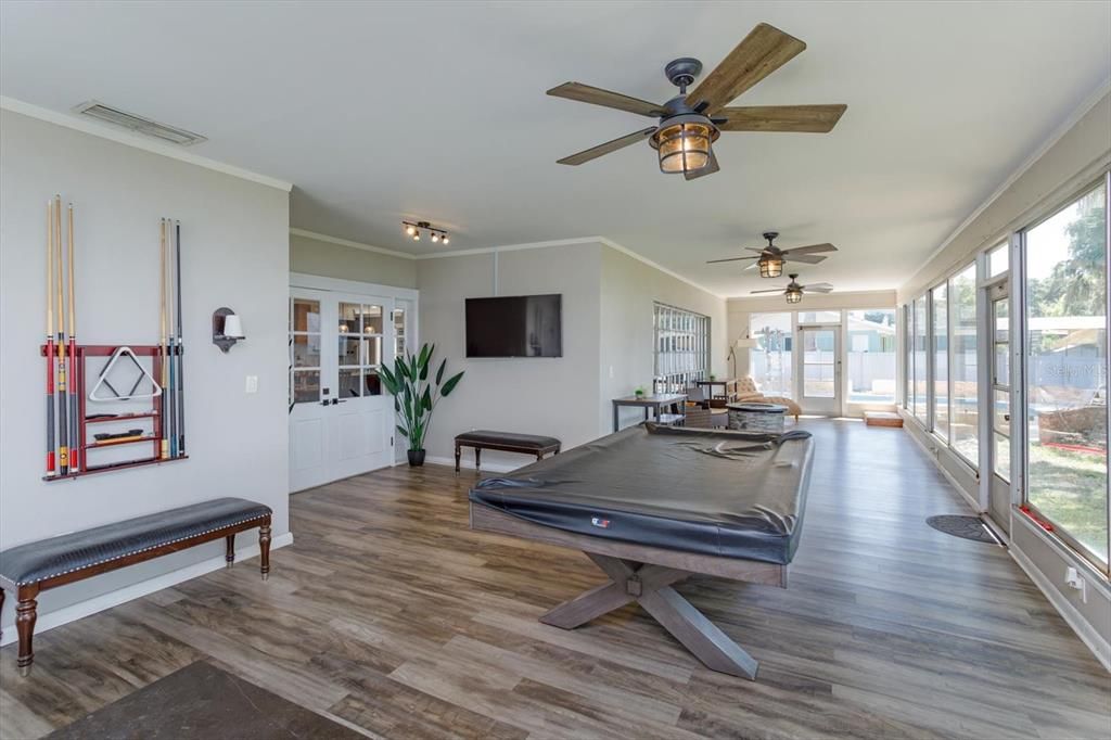 Active With Contract: $799,900 (3 beds, 3 baths, 3277 Square Feet)