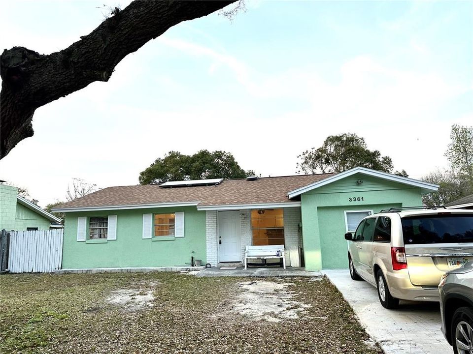 Recently Sold: $288,000 (3 beds, 3 baths, 1267 Square Feet)