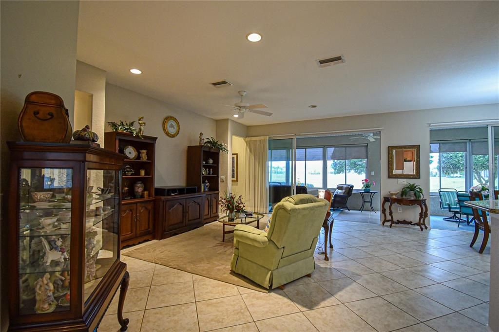 Active With Contract: $374,900 (3 beds, 2 baths, 1958 Square Feet)