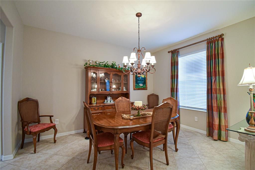 Active With Contract: $374,900 (3 beds, 2 baths, 1958 Square Feet)