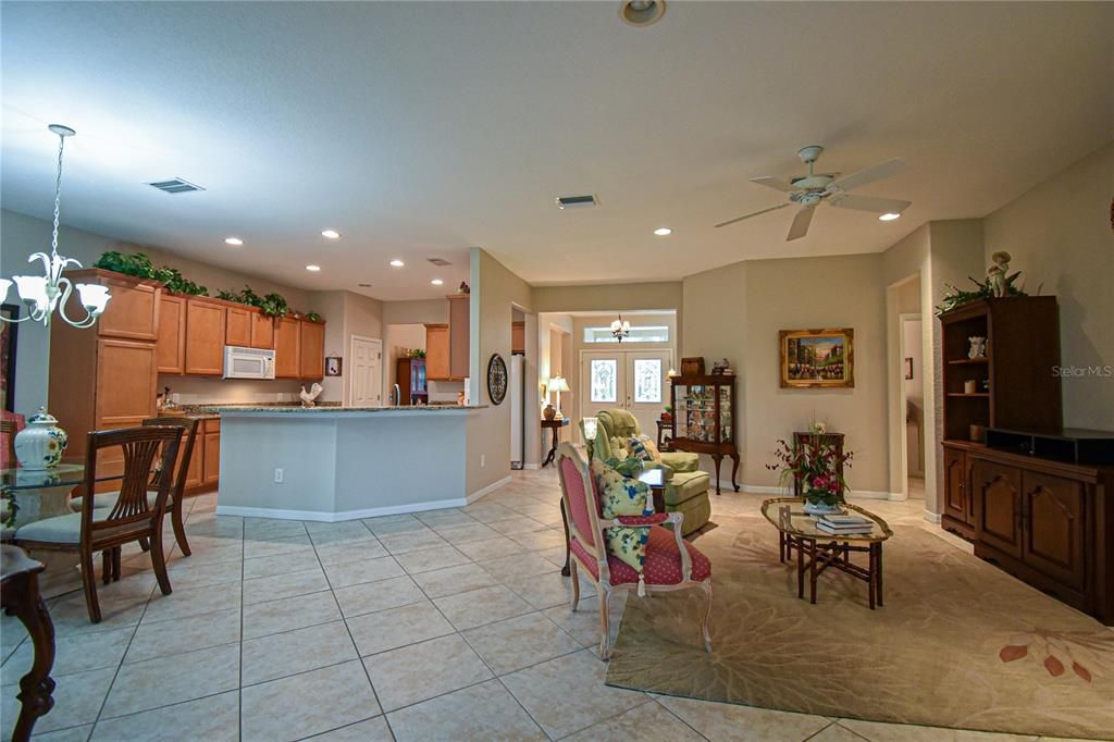 Active With Contract: $374,900 (3 beds, 2 baths, 1958 Square Feet)